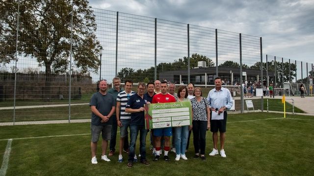 Das Beste Team des SC Selfkant spendet 900,- EUR an die Kinderhilfe Selfkant