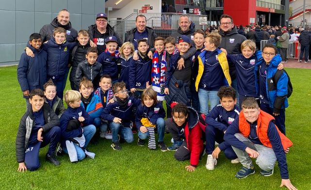 2012er Jahrgang des SC Selfkant besucht Bundesliga-Spiel