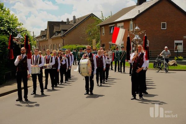 Sehr schöner Festumzug in Schalbruch