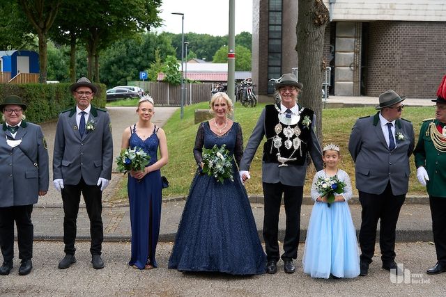 Schöner Festumzug in Schalbruch anlässlich der Kirmes