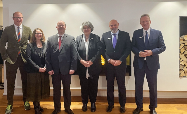 Volksbank Haaren eG und Raiffeisenbank Eifel eG streben eine Verschmelzung an