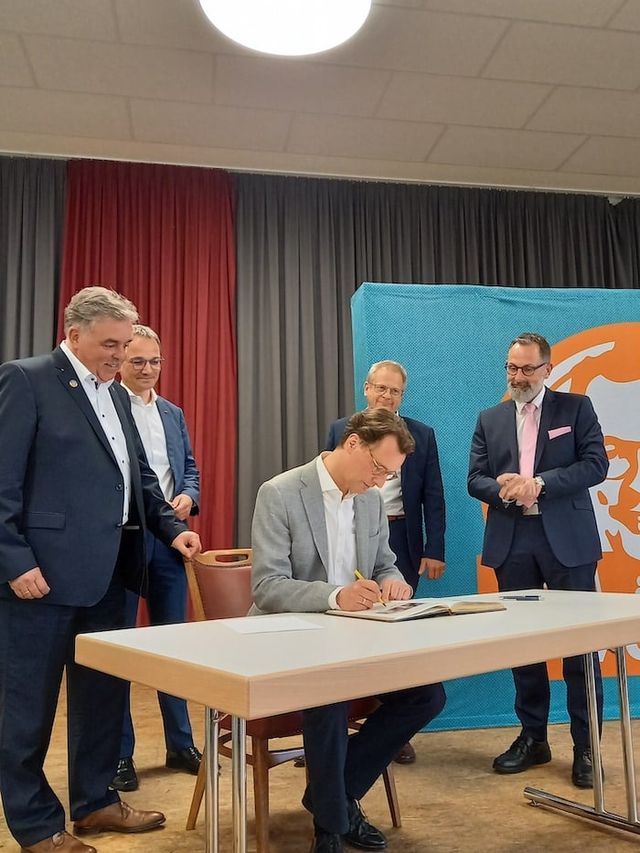 Ministerpräsident Hendrik Wüst zu Gast in Tüddern