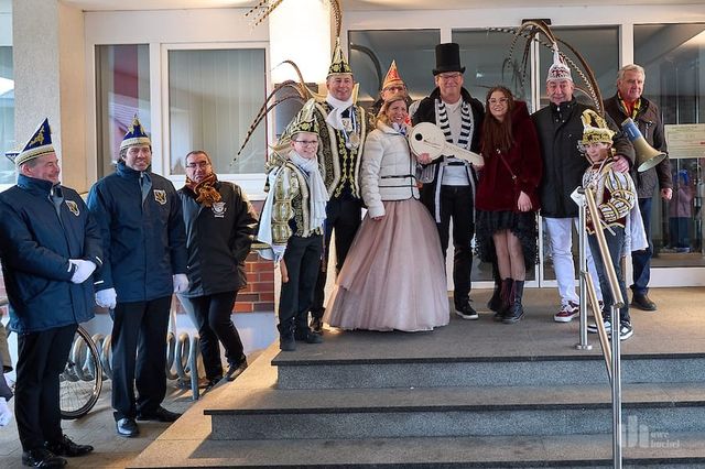 Das Rathaus ist gestürmt