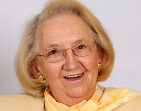 Doris English