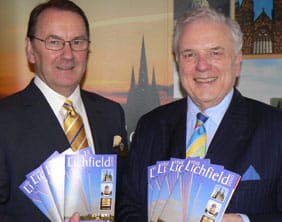 visit-lichfield-2010-colin-bryan-and-cllr-smith-v2(2) Drayton Manor owner Colin Bryan and Cllr David Smith launch the new guide