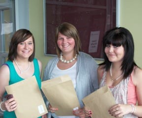 Chelsea Atkins, Gabrielle Leach and Hannah Street wih their exam results