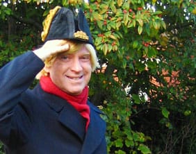 FabricantHMS-Pinafore-7.11.10 Michael Fabricant MP gets into character for HMS Pinafore