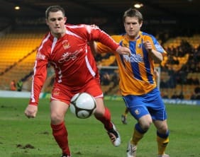 Gary Birch holds off his marker. Pic: Dave Birt