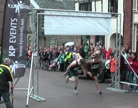 Elliot Giles pips James Whitehouse at the line