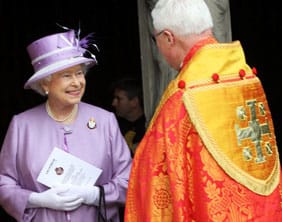 Queen-at-Lichfield-Cathedral-5