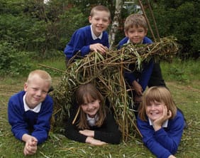 Luca Galea, Matt Bishop, Ryan Dunn, Daisy Winwood and Megan Balck with their willow sculpture