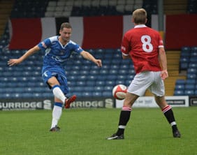 Jake Sedgemore plays the ball. Pic: Dave Birt