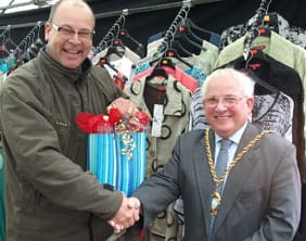 Simon Davies with Cllr Brian Bacon Simon Davies with Cllr Brian Bacon