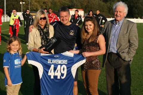 charlie-and-his-family-recieve-this-tribute-from-mike-joiner-on-behalf-of-chasetown-fc