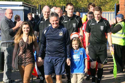 charlie-leads-out-his-team