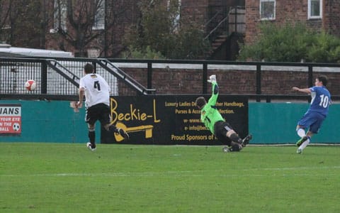 danny-smith-makes-it-3-1