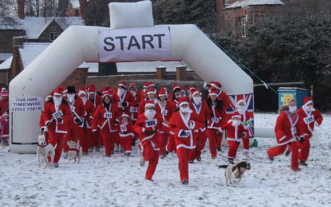 The 2010 Santa Fun Run in Lichfield