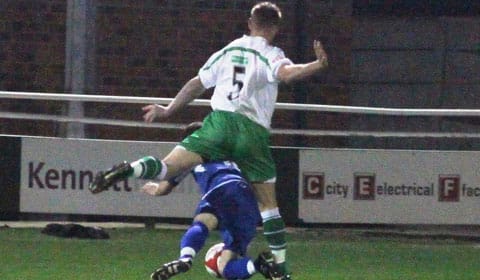 dean-perrowis-fouled--penalty-to-the-scholars