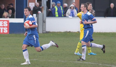danny-smith-celebrates-2-1