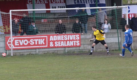 the-one-that-got-away-as-gary--birch-watches-his-shot-drift-pass-the-post