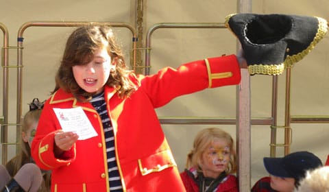 Emily-Bennett Emily Bennett in the young town crier competition