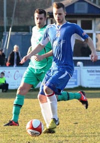 joel-purkiss-back-for-the-scholars Joel Purkiss tries to get away from his marker. Pic: Dave Birt