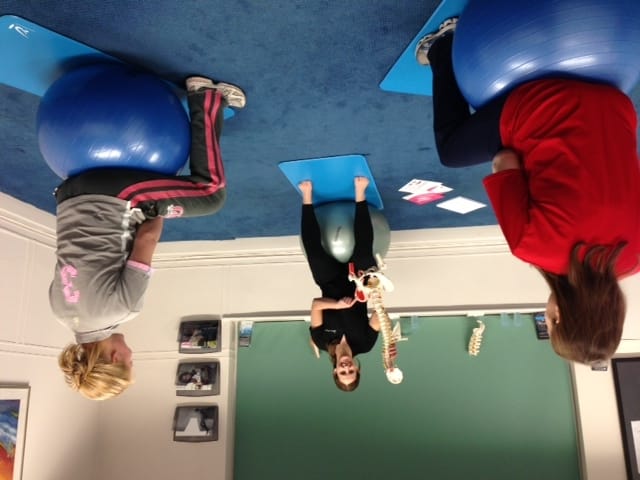 New-Image Rebecca leading the new FitBack and Bumps group