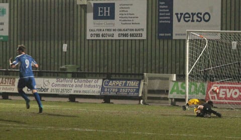 Nick Wellecomme finds the net. Pic: Dave Birt