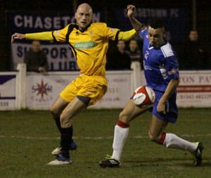 Theo Robinson holds off his marker. Pic: Dave Birt