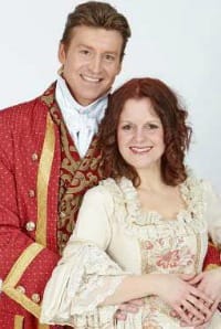Jordan Adams as Sir Percy Blakeney (The Scarlet Pimpernel) and Jo Edwards as Marguerite St Just (Lady Blakeney). Pic: Robert Yardley