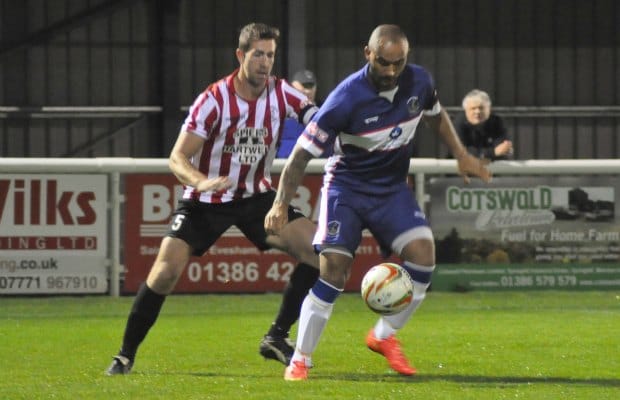Nick Turton on the ball. Pic: Pamela Mullins