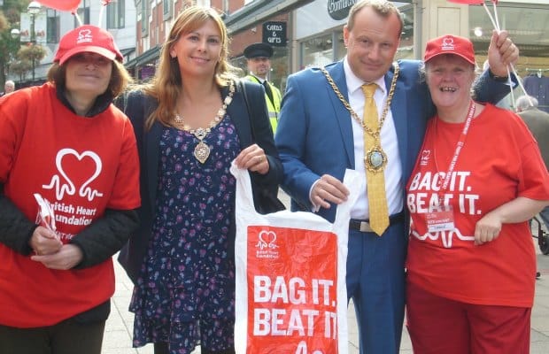 Jayne Turner, Sallyanne Smith, the Mayor, Cllr Andrew Smith and Carole Swain
