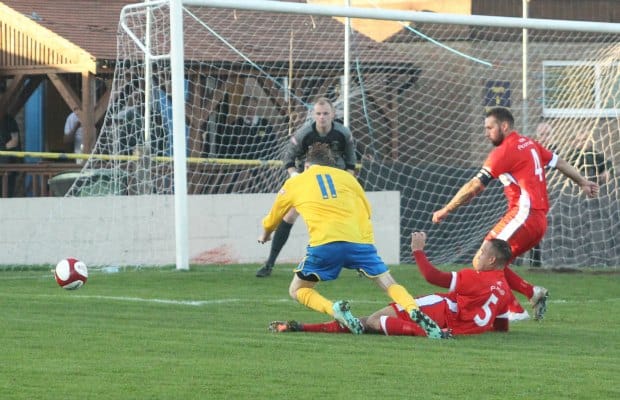 Rhys Thompson concedes a penalty. Pic: Dave Birt