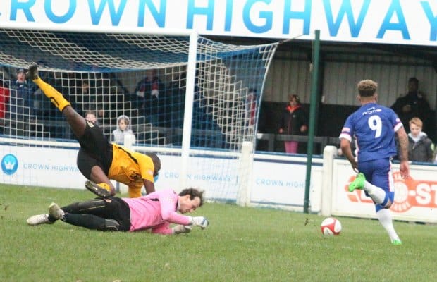 Ryan Wynter beats the keeper and the defender to score. Pic: Dave Birt