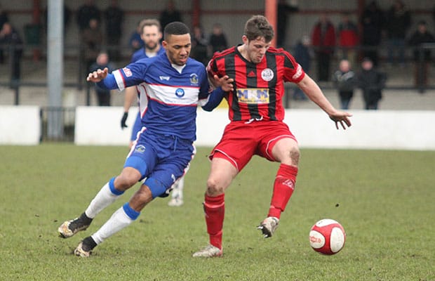 Michael Williams puts his opponent under pressure. Pic: Dave Birt