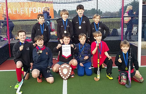 The triumphant Lichfield Hockey Club U10 side