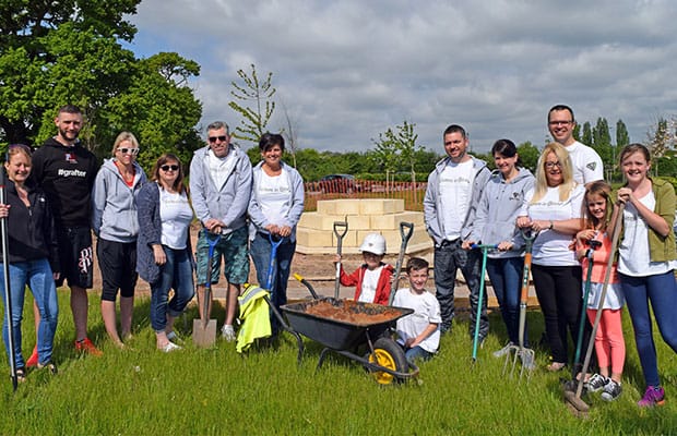 Supporters get ready to work on Violet's Garden