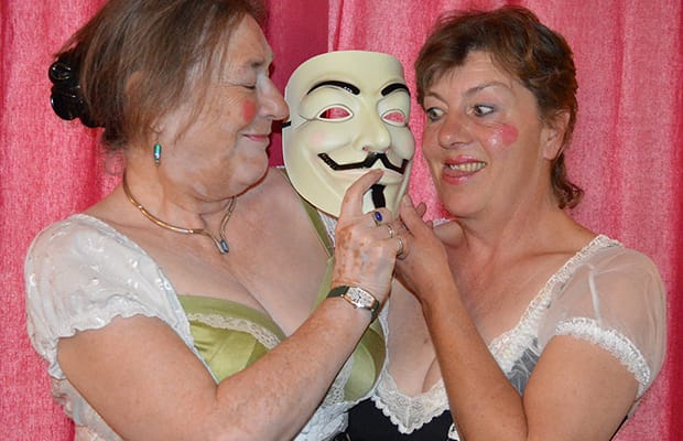 Mrs Guido Fawkes Entertains