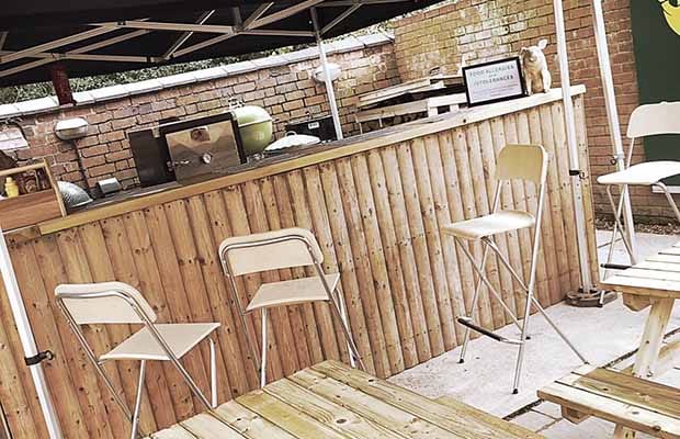 Idle Pig BBQ at Heart of the Country Shopping Village
