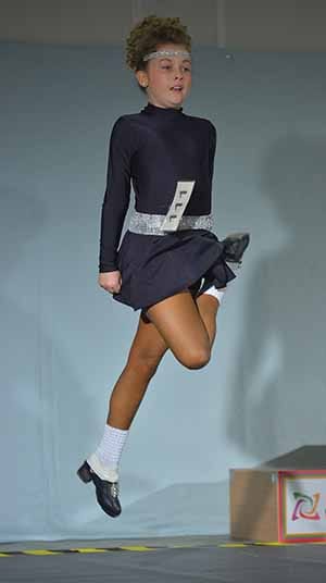 Heidi Hawkes dancing at the 2017 Midlands Oireachtas competition