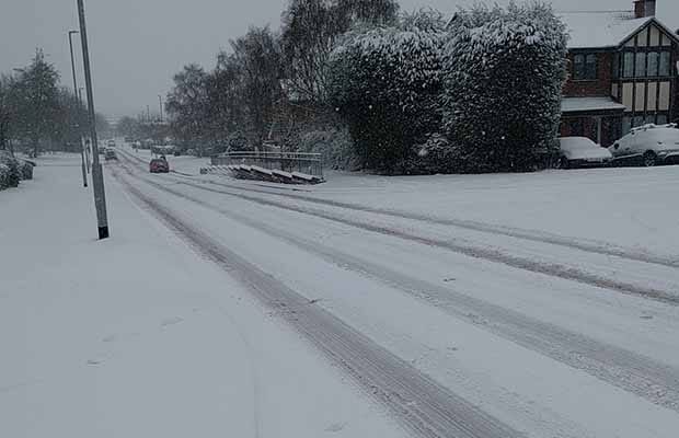 Snow covered roads on Boley Park in Lichfield