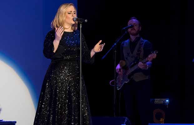 Katie Markham performing as Adele