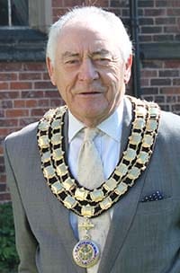 Cllr Bob Awty