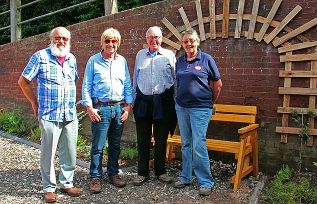 Michael Fabricant with volunteers from the Lichfield and Hatherton Canals Restoration Trust