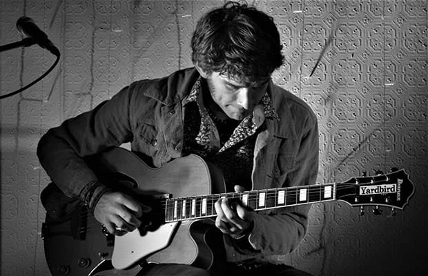 Remi Harris performing