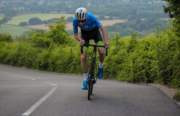 Toby Barnes riding in the Tour of Sussex
