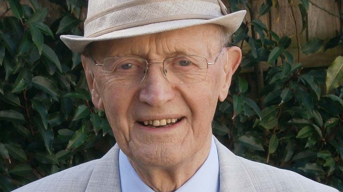Colin Russell