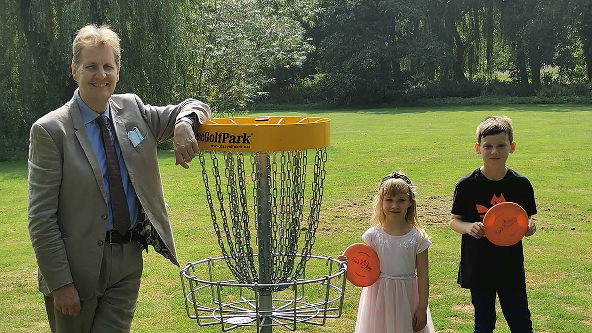 Matthew Ellis with youngsters in Beacon Park