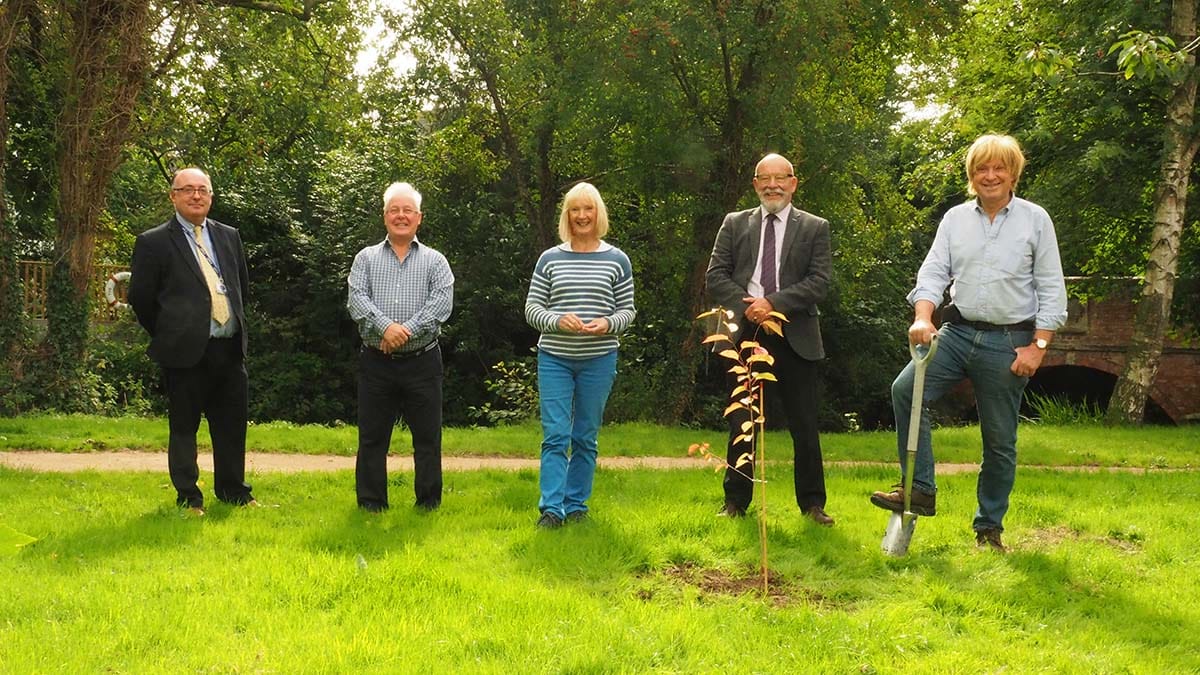 Stuart Draper (headteacher at St Peter’s School), Cllr Phil Hughes (chairman of Yoxall Parish Council), Diana Muir, Cllr Bernard Peters (deputy leader of East Staffordshire Borough Council) and Michael Fabricant MP