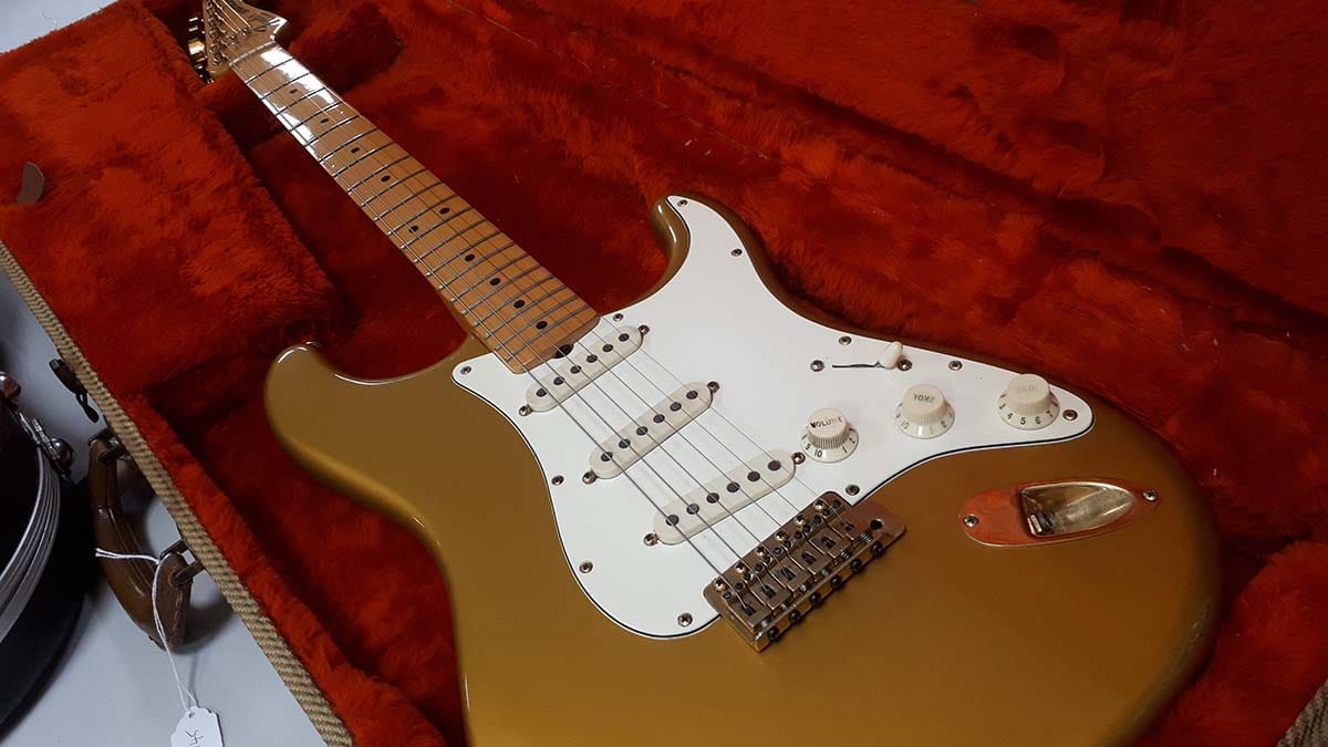The Fender Stratocaster Gold on Gold